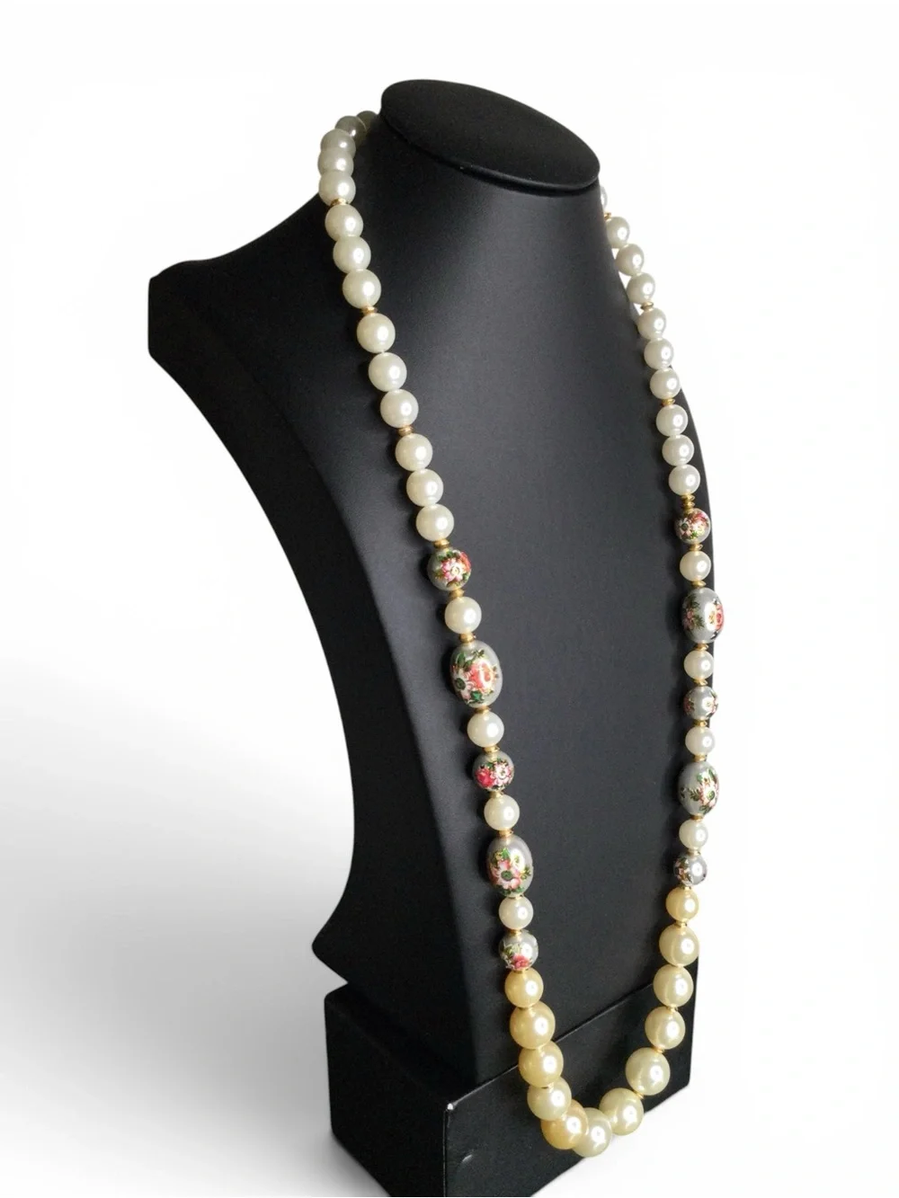 Vtg Graduated Faux‑Pearl Necklace w/ Gray Lacquered Tensha‑Style Floral Beads - Picture 5 of 15